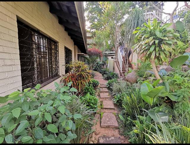 4 BEDROOM PROPERTY TO RENT IN WESTRIDGE